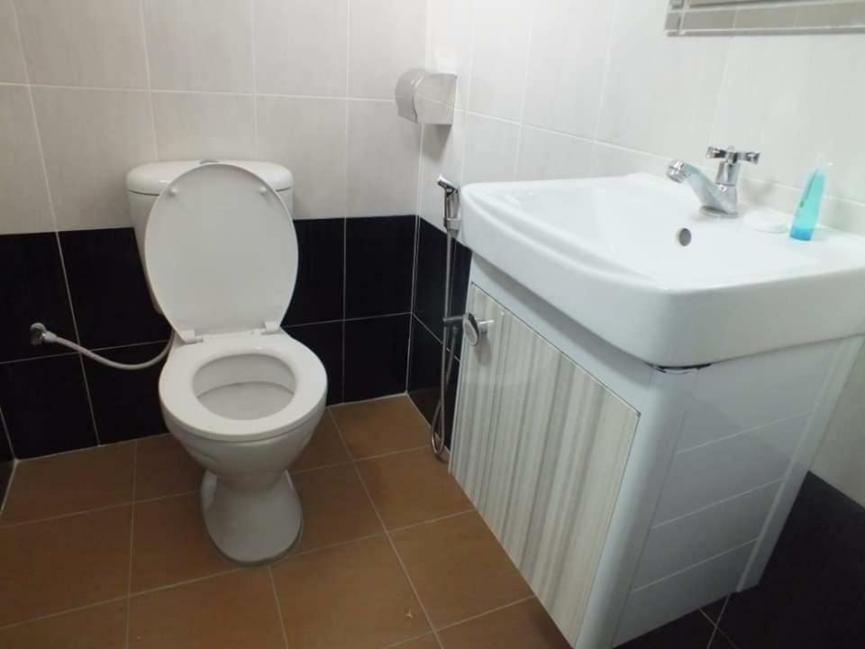 Hotel Jerai Ct Inn Guar Chempedak Екстериор снимка